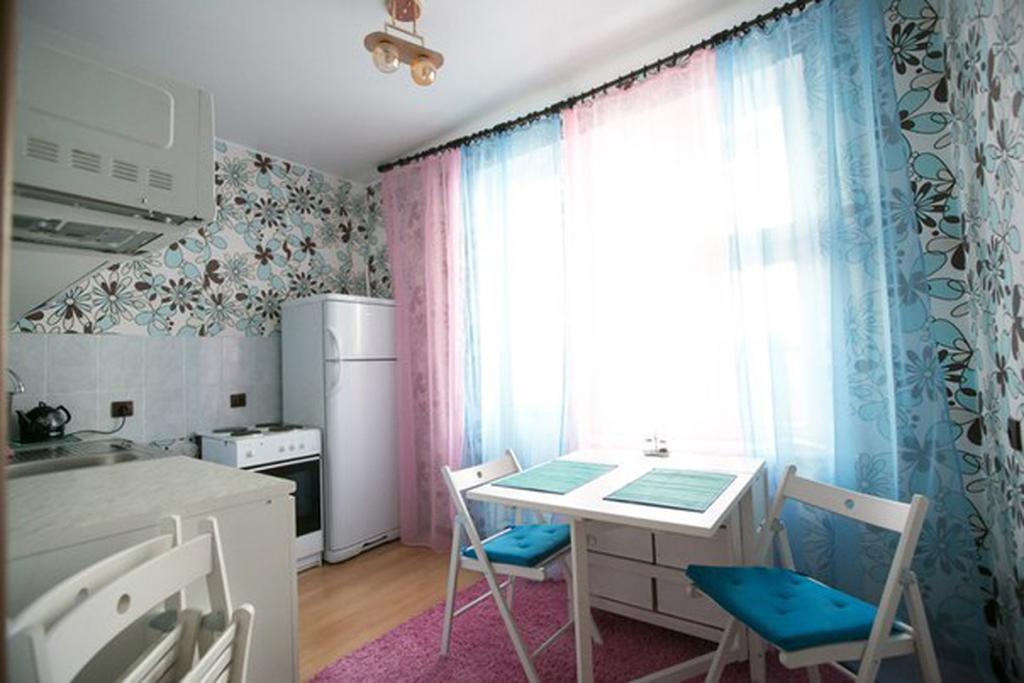 Nsk-Kvartirka, Gorskiy Apartment 86 Novosibirsk Quarto foto